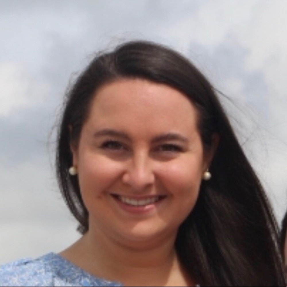 Meet your Posher, Hallie